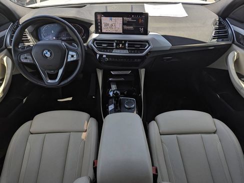 Used 2025 BMW X4 xDrive30i AWD/4WD image 13