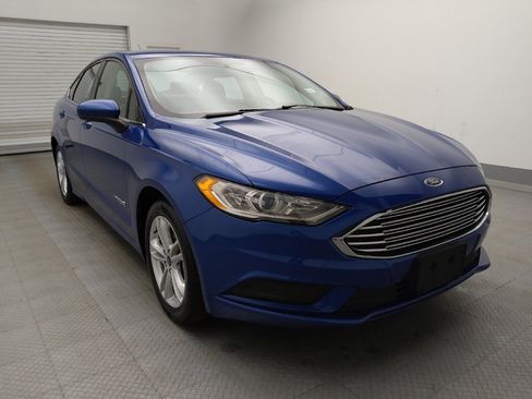 Used 2018 Ford Fusion S FWD image 13