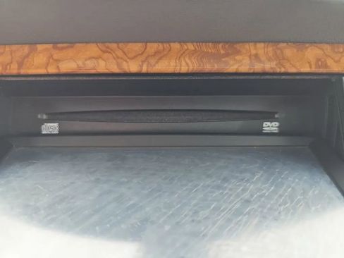 Used 2008 Jeep Grand Cherokee Limited w/ Trailer Tow Group IV image 32