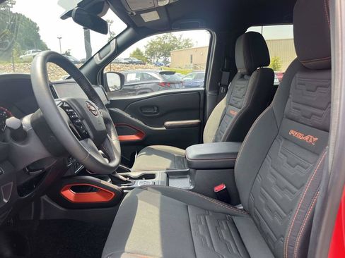 Used 2026 Nissan Frontier PRO-4X AWD/4WD image 15