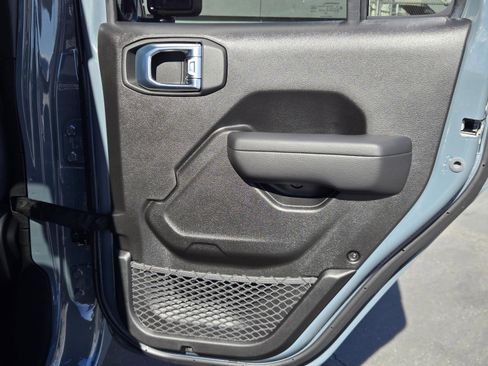 New 2026 Jeep Gladiator Sport image 31