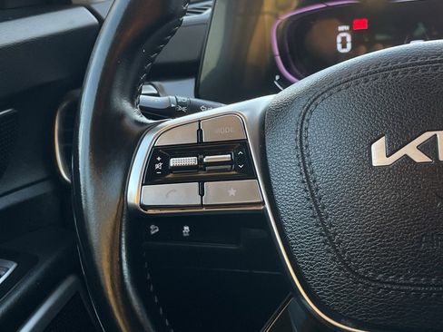 Used 2024 Kia Telluride LX image 13