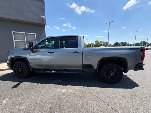 Used 2026 Chevrolet Silverado 2500 LT w/ Trail Boss Package AWD/4WD image 2