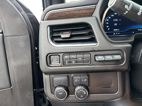 Used 2023 Chevrolet Suburban Premier RWD image 22