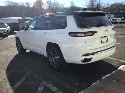 New 2025 Jeep Grand Cherokee L Summit image 6
