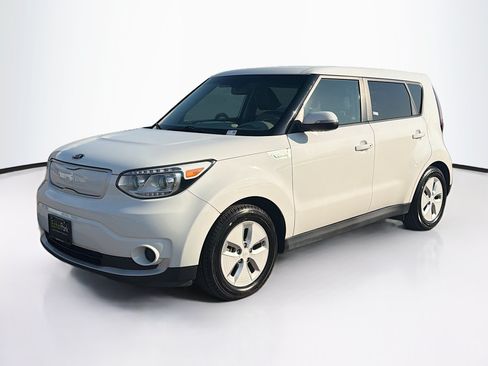 Used 2016 Kia Soul EV FWD image 3