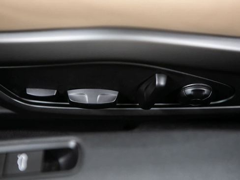 Certified 2021 Porsche 911 Turbo S image 17