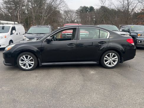 Used 2013 Subaru Legacy 2.5i Limited AWD/4WD image 2