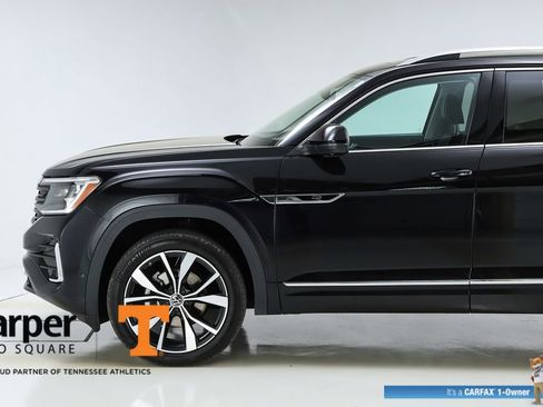 Used 2024 Volkswagen Atlas SEL Premium R-Line AWD/4WD image 43