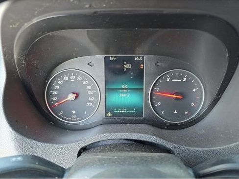 Used 2023 Mercedes-Benz Sprinter 2500 image 6