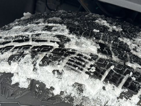 Used 2023 Chevrolet Colorado Trail Boss w/ Technology Package image 10