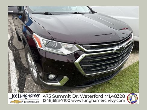 Used 2021 Chevrolet Traverse LT w/ LPO, Floor Liner Package AWD/4WD image 1