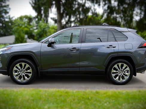 Used 2024 Toyota RAV4 XLE Premium w/ Weather Package AWD/4WD image 8