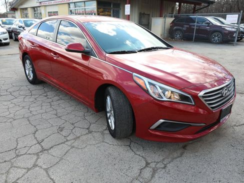 Used 2017 Hyundai Sonata SE image 4