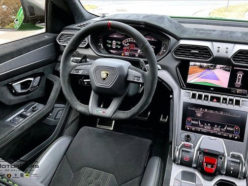 Used 2024 Lamborghini Urus Performante image 7