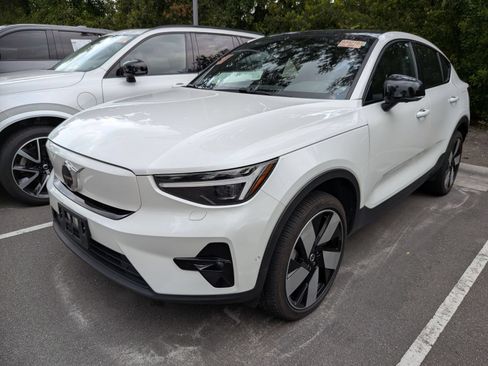 Used 2023 Volvo C40 P8 Recharge Ultimate AWD/4WD image 6