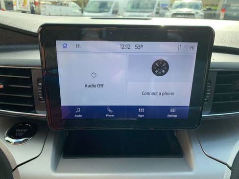 Used 2022 Ford Explorer XLT w/ Equipment Group 202A image 25