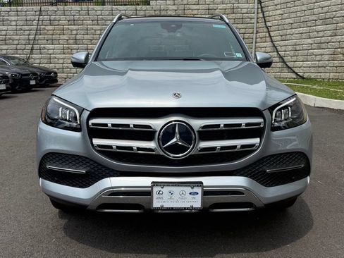 Used 2023 Mercedes-Benz GLS 450 4MATIC image 2