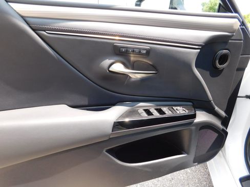 Used 2022 Lexus ES 350 F Sport FWD image 13