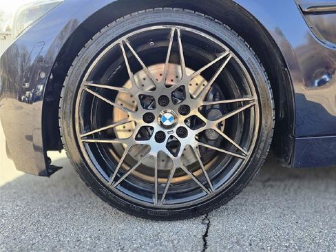 Used 2018 BMW M4 Coupe image 15