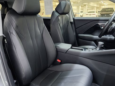 Certified 2025 Acura ADX AWD image 24