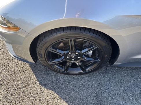 Used 2020 Ford Mustang Coupe w/ Black Accent Package RWD image 12