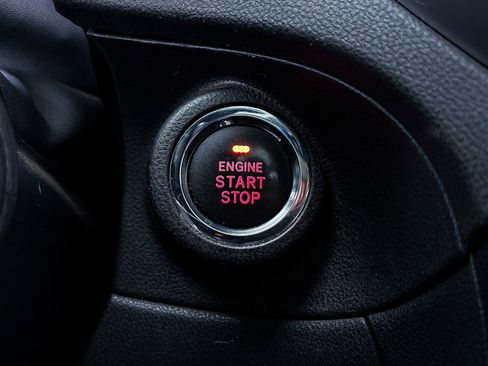 Used 2020 Subaru Ascent Limited w/ Technology Package image 22