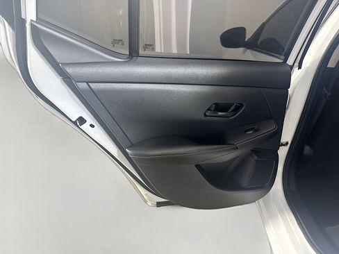 Used 2025 Nissan Sentra SV FWD image 26