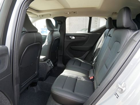 New 2026 Volvo XC40 B5 Ultra w/ Climate Package image 6