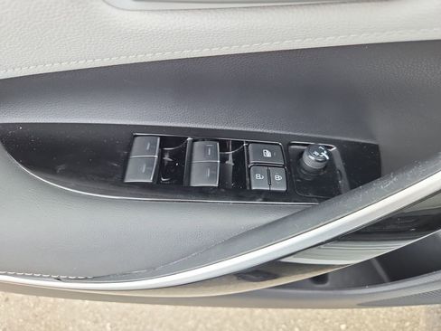 Used 2022 Toyota Corolla XSE image 13