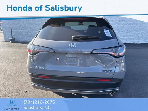 Used 2024 Honda HR-V Sport image 5