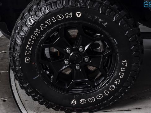 Used 2023 Jeep Wrangler Unlimited w/ Convenience Group image 10