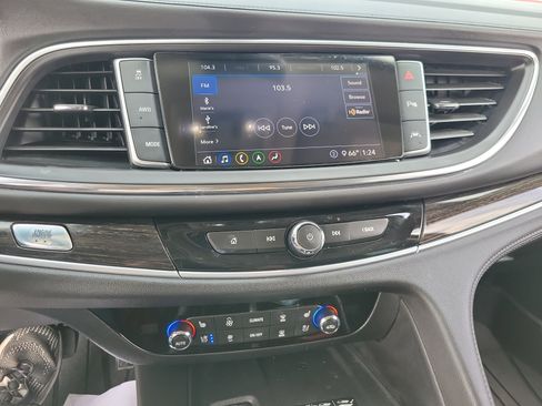 Used 2021 Buick Enclave Avenir w/ Avenir Technology Package image 21