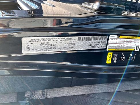 Used 2023 Jeep Gladiator Sport image 20