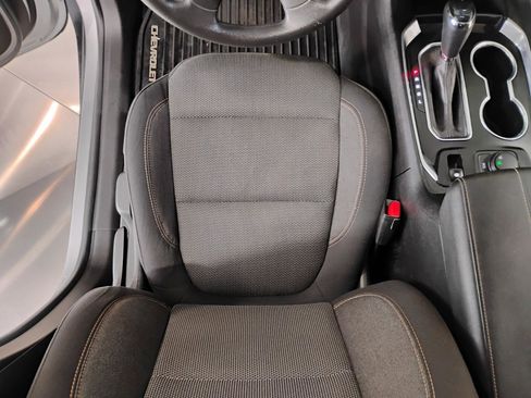 Used 2019 Chevrolet Traverse LS FWD image 21