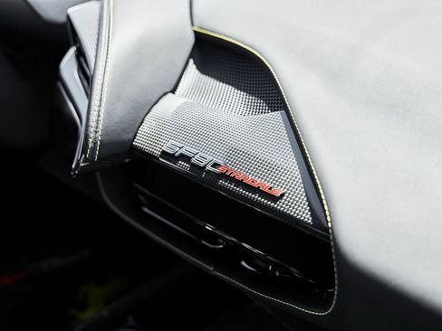 Used 2021 Ferrari SF90 Stradale AWD/4WD image 44