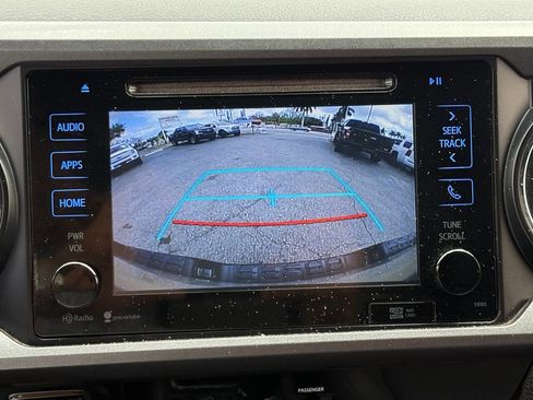 Used 2016 Toyota Tacoma TRD Off-Road w/ Towing Package image 30