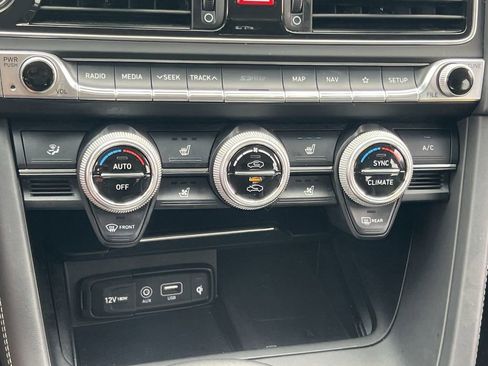 Used 2019 Genesis G70 2.0T Advanced w/ Dynamic Package image 20