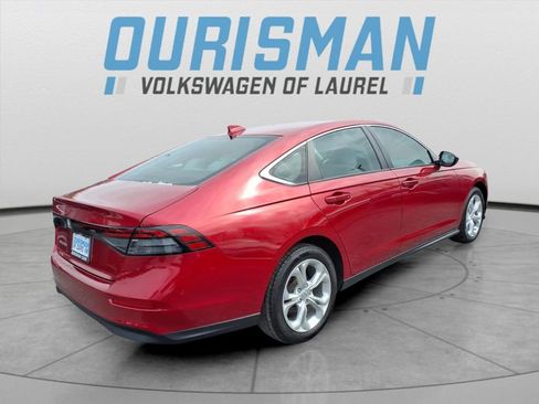 Used 2023 Honda Accord LX image 9