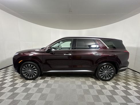 Used 2023 Hyundai Palisade Calligraphy w/ Cargo Package AWD/4WD image 4