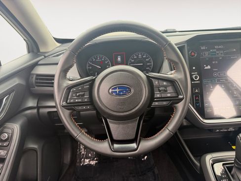 Used 2024 Subaru Crosstrek 2.5i Limited w/ Crosstrek Mirror Package AWD/4WD image 12