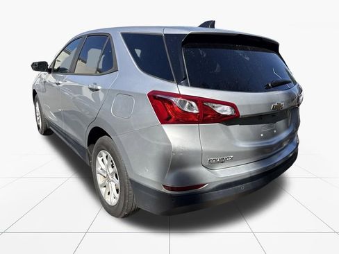 Used 2020 Chevrolet Equinox LS w/ LPO, Cargo Package image 5