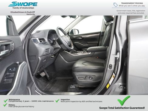 Used 2021 Toyota Highlander Platinum AWD/4WD image 13