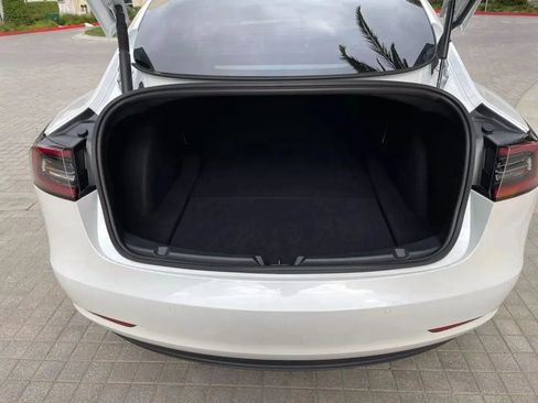 Used 2021 Tesla Model 3 Standard Range Plus image 41