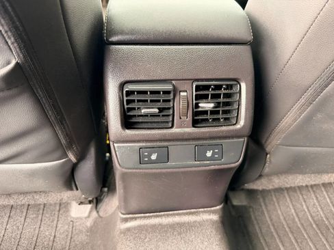 Used 2015 Subaru Outback 2.5i Limited image 18