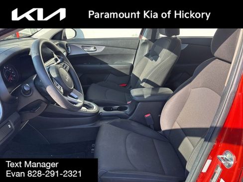 Used 2022 Kia Forte LXS image 17