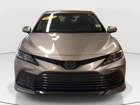 Used 2023 Toyota Camry LE image 2
