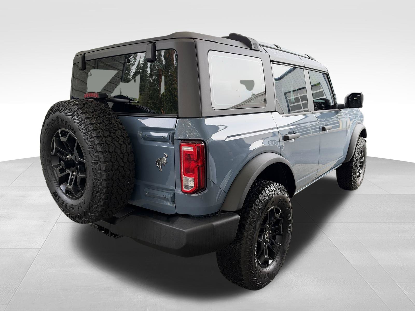 Used 2025 Ford Bronco 4-Door AWD/4WD image 5