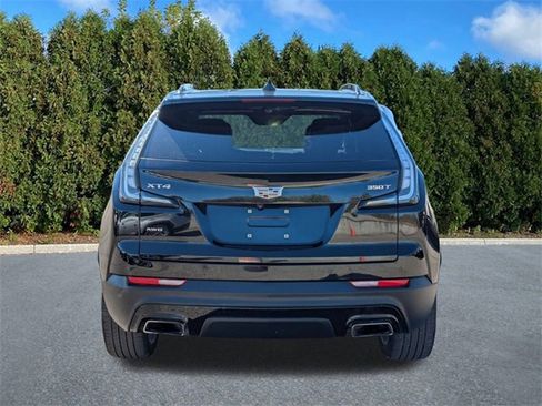 Used 2022 Cadillac XT4 Sport w/ Driver Awareness Package image 5