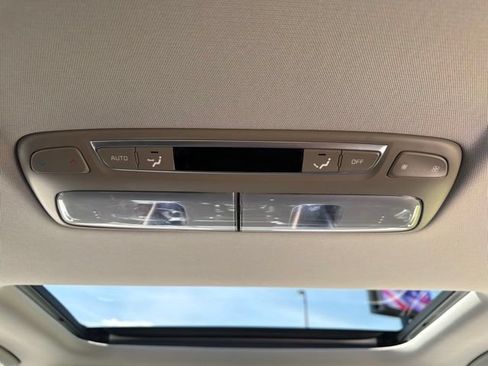 Used 2025 Kia Telluride S AWD/4WD image 29